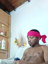 Stripchat Live Sex Cam of black__diiamond