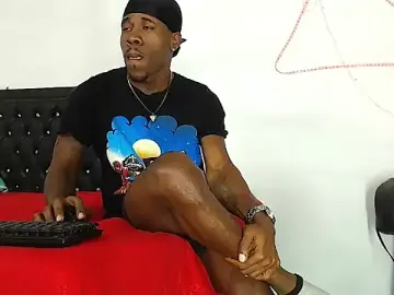 Stripchat Free Porn Cam of Damian_hart_24CM