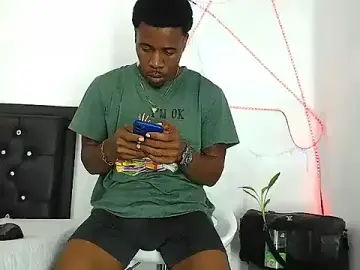 Stripchat Watch Live Sex Cams of Damian_hart_24CM