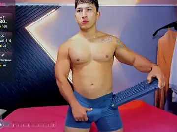 Stripchat Free Porn Cam of Horny_nick18