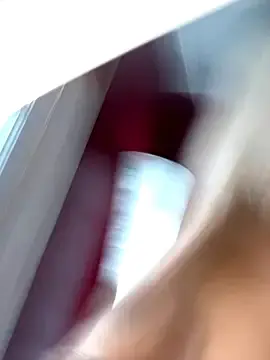 Stripchat Free Live Porn of LittleMissEeve