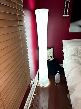 Stripchat Watch Live Sex Cams of LittleMissEeve