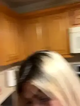 Stripchat Best live sex cam show of LittleMissEeve