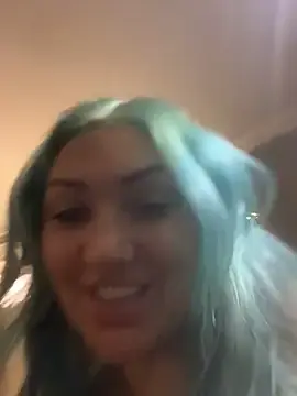 Stripchat Sex Cam of LittleMissEeve