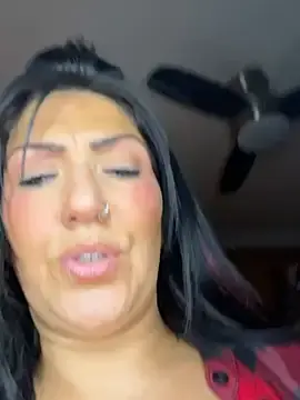 Stripchat Live Sex of LittleMissEeve