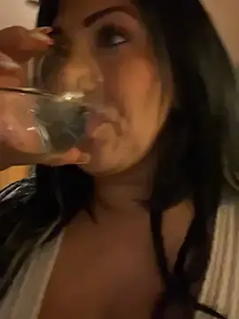 Stripchat Adult Video Chat of LittleMissEeve