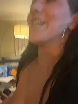 Stripchat Adult Webcam of LittleMissEeve