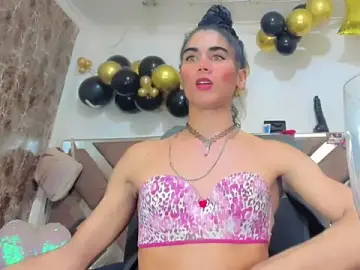 Stripchat Free Porn Cam of hannabigdirty