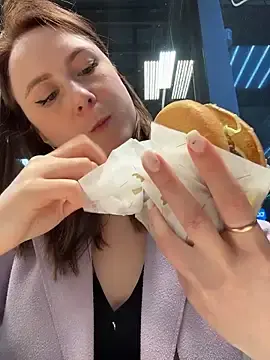 Stripchat Adult Webcams of Dina_Tease