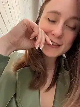 Stripchat Nude Webcam of Dina_Tease