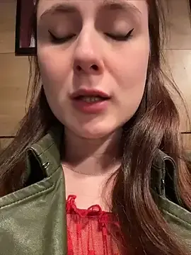 Stripchat Live Sex Cam of Dina_Tease