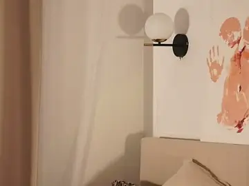 Stripchat Live Sex of IdaJonesy