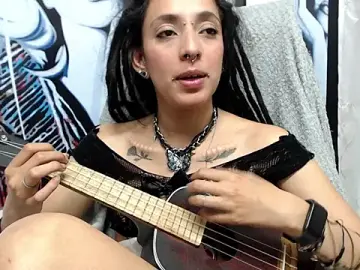 Stripchat Sex Cam of ORIANNA_BODMOD