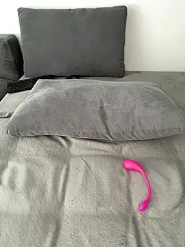 Stripchat Nude Webcam of Anal_Top