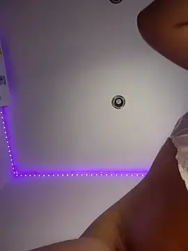 Stripchat Adult Webcams of Shara_dreams