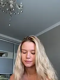 Stripchat Sex Cam of JessIsLove
