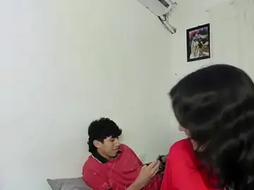 Stripchat Live Porn of Laura_and_Kevin