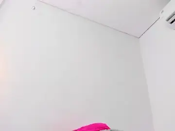 Stripchat Sex Cam of Roxy_Stonee