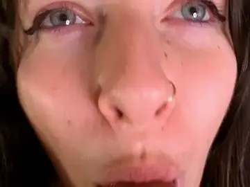 Stripchat Free Live Porn of Sapphir3xoxo