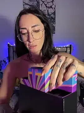 Stripchat Nude Webcam of nika_fendi