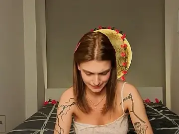 Stripchat Sex Cam of AdameShoyer