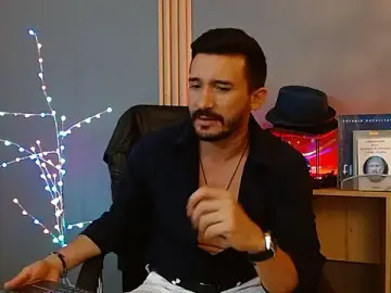 Stripchat Adult Video Chat of Reiko_85_