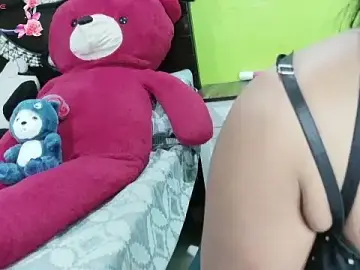 Stripchat Sex Cam of sexyhoney27