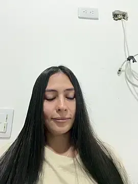 Stripchat Free Porn Cam of Sophie__Foxxx