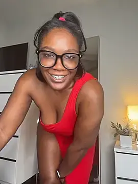 Stripchat Adult Webcams of TilaTotti