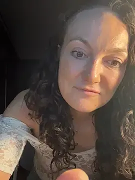 Stripchat Live Sex Cam of sexybriiiixoxo