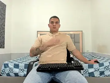 Stripchat Best Webcam of simookeler