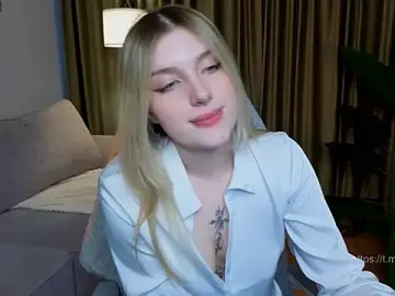 Stripchat Best live sex cam show of honey_kors