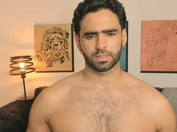 Stripchat Live Sex Cam of Brad_Martin