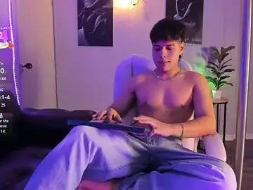 Stripchat Adult Webcam of Jordan_24_