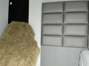 Stripchat Free Porn Cam of dereksmith2