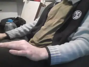 Stripchat Adult Webcam of AlferezzSolvajo