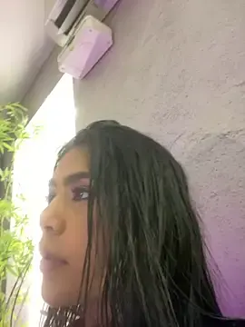 Stripchat Live Sex Cam of AntonellaRossi