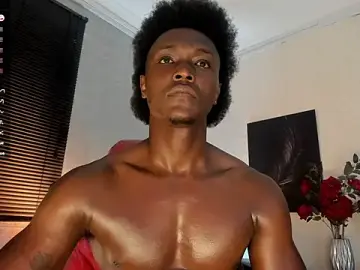 Stripchat Sex Cam of DannSmmith