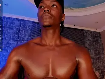 Stripchat Sex Cam of DannSmmith