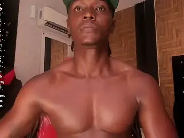 Stripchat Nude Webcam of DannSmmith