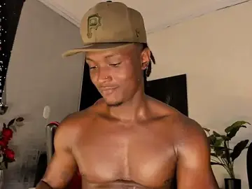 Stripchat Watch Live Sex Cams of DannSmmith