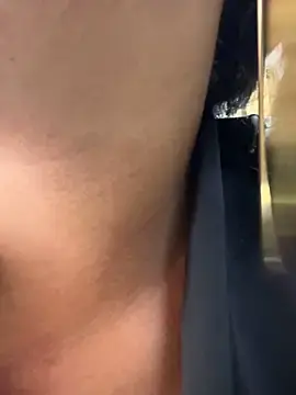 Stripchat Live Porn of LaColorina_