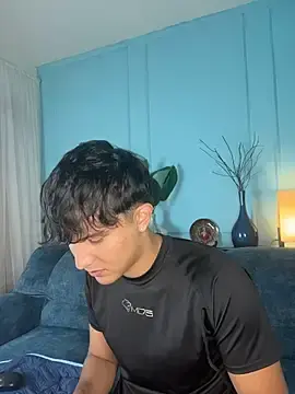 Stripchat Live Sex Cam of Leo_Savage_