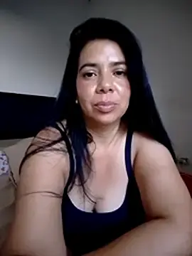 Stripchat Live Sex Cam of Victoria42