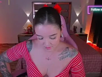 Stripchat Adult Webcam of lunaarose