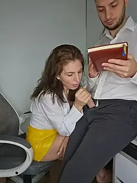 Stripchat Sex Cam of Lovebackground