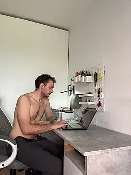 Stripchat Watch Live Sex Cams of Lovebackground