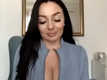 Stripchat Adult Webcams of StellaSensual