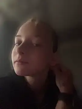 Stripchat Live Sex Cam of Barbika19
