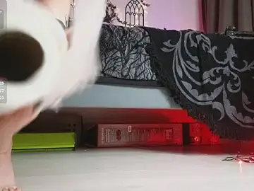 Stripchat Free Porn Cam of Devil_s_bride